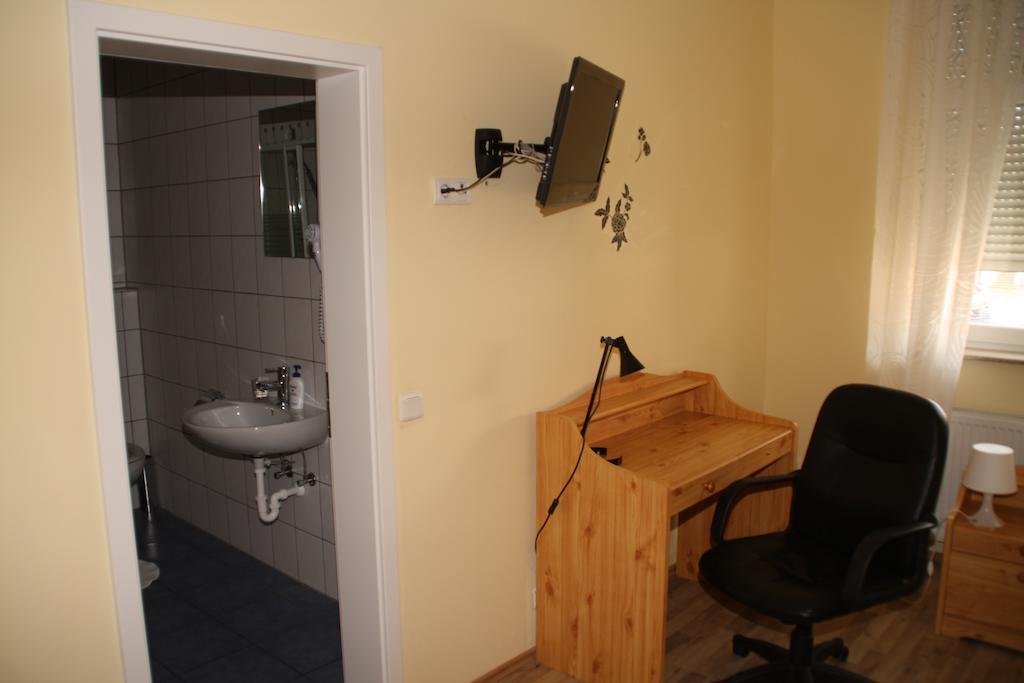Hotel Deutsches Haus Springe Zimmer foto