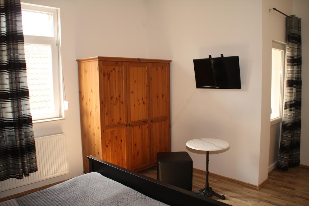 Hotel Deutsches Haus Springe Zimmer foto